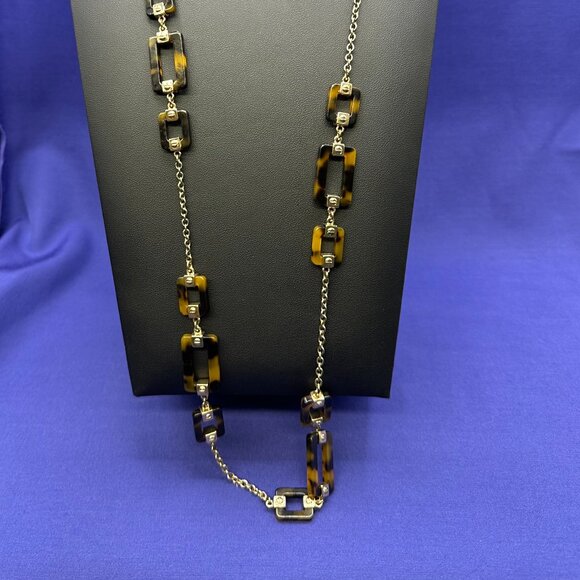 Ralph Lauren Tortoise and Silver Chain Necklace - Picture 13 of 14